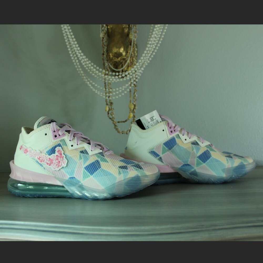 BNIB LeBron 18 Low x atmos Cherry Blossom